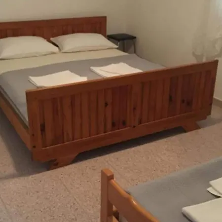 Bozena - Two Bedroom Apartman Krk Town