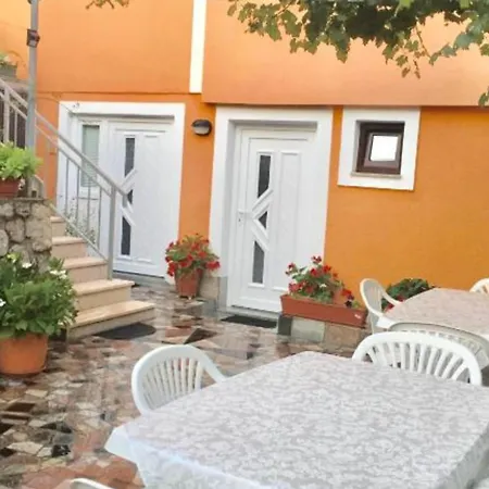 Bozena - Two Bedroom Apartman *