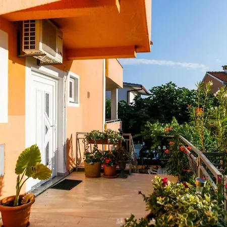 Bozena - Two Bedroom Krk Town